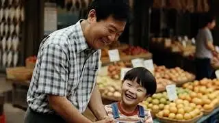 그날의 복숭아 한 알,  아버지와 과즙 흘리며 나눠 먹고 싶네//