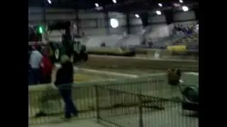 Bill Downing 6200 NA Super Stock 2012 Dekalb Super Pull.MOV