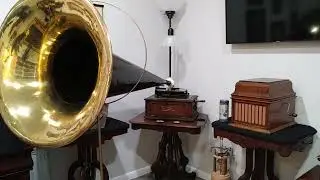 Columbia BC Graphophone Cylinder Phonograph-Early Cabinet (GG Cabinet)