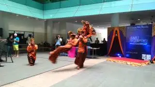 Traditional Sikh dance performance at SMU Langar Day - Part 2