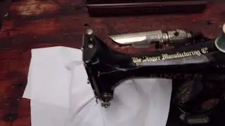 Singer Sewing Machine Model 99-13