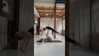 FIND A PARTNER, try this acro yoga workout flow! #acroyoga #yoga #fitness
