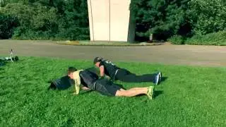&Uuml;bung: Synchron jump over burpees