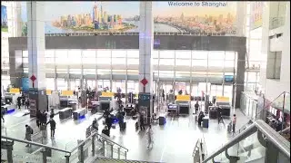 A glimpse at first day of China's Spring Festival travel rush in Shanghai