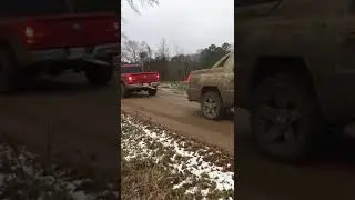 Dodge Ram 1500 Vs Chevy Avalanche &ldquo;Tug of War&rdquo;