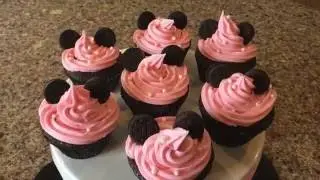 How to Bake Minnie Mouse Cupcakes