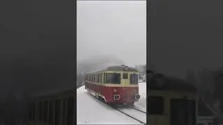 Motorov&yacute; vůz Singrovka M 240.056 #train #vlak #railway #vlaky #shorts #video #railroad #cz #snow
