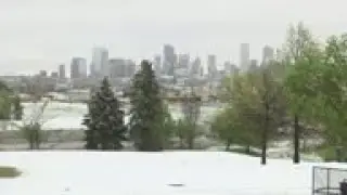 Late spring storm brings snow to Denver area