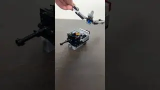 Lego tank drone fusion robot #fusionrobot #legomoc #lego #robot #fusion #tank #dronce #starwars #쇼츠