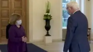 German President meets Belarusian Nobel laureate