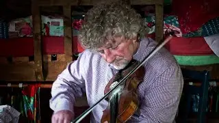 Martin McGinley with a great Set of Fiddle Tunes for Gypsy Wagon TV