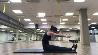 Pilates. Roll up, Spine stretch, Single+Double leg stretch.