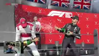 гоняю в F1 онлайн