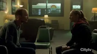 Chicago PD 10x07 (8) Hailey visits Sean's apartment alone
