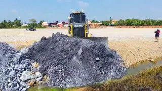Unbelievable Power SHANTUI DH17C3 Pro Successfully Completes Massive Landfill Project