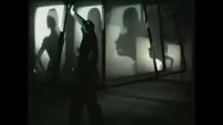 Valantis - S' Ena Xartaki, Egrapsa... (Official Videoclip)
