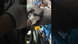 Joint corner for container door seal