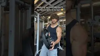 MUSCLE UP w/ FAKE WEIGHTS To Impress Girls At The Gym😂😭
