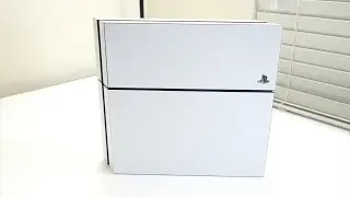 DecalGirl White Skin for Sony PS4