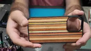 iATO iPhone 14 Pro Max Magnetic Wood Case