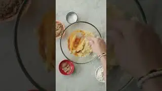 Warren Mendes twist on classic banana bread