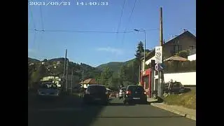Vožnja ulicama Patrotske lige i Nahorevska (Pionirska dolina)