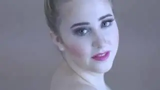 Behind Glamour Photoshoot from Linsenmomente