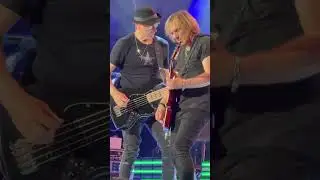 The Kevin Cronin Band-&lsquo;Keep Pushin&rsquo; (Live 2025) Show #reospeedwagon #classicrock #livemusic #guitar