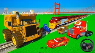 Cars McQueen in trouble with Destructive Train Trev & Friends Truck Mack COLOSSUS Chewall Tractor