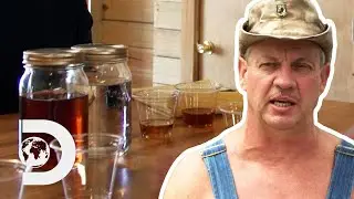 Tim Makes A Unique MOONSHINE & Actual SWEET TEA Blend To Sell In Stores! | Moonshiners