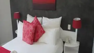 Ocean Breeze Hotel - Strand - South Africa
