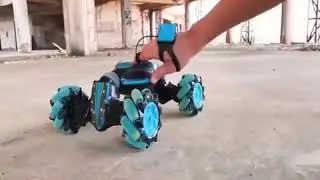 GESTURE CONTROL DOUBLE-SIDED STUNT CAR