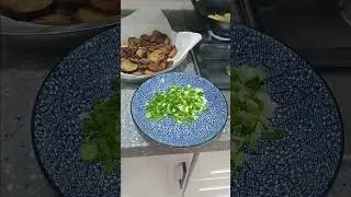 Nyaata barachaa jirra😁