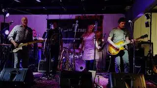 Lady and The Tramps - Burning Down The House