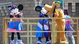 【ミッキーに激しくチューするプルート】燦水！サマービート2017
