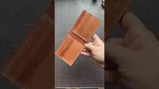 Собираю ТВОЙ следующий кошелек из Horween SHELL CORDOVAN #leathercraft #кожаныйкошелек #кордован