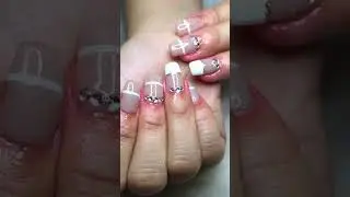 #squarenails #nailsinspiration #acrylicnails 🤩