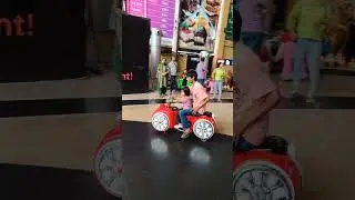 Cheeku at Shopping Mall #shopping #cheeku #shorts