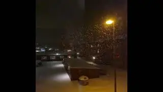 Jag ser det sn&ouml;ar (ft. Charlie Halld&eacute;n)
