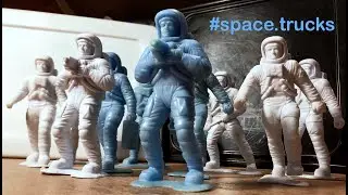 Marx Toys Apollo Astronaut Update! 1970s White, Blue & Orange, and Comparison to 1960s MPC Spacemen