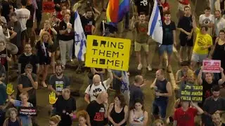 Israelis protest against the Netanyahu government in Tel Aviv