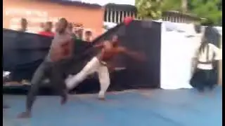 O rei &agrave; se divertir, do bom Kata, estava pulando muito🤣