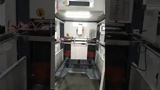 Roll Die Cutting Machine working in Europe #burgerboxmakingmachine #fastfoodpackaging