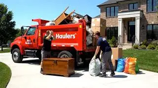 your local junk removal service - Junkhaulers