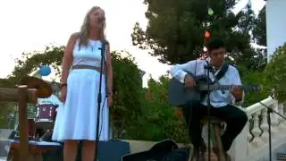 Elspeth Cowie and Jonny Unplugged