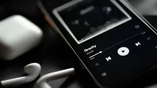 Best Minimalist Phones with Spotify in 2025