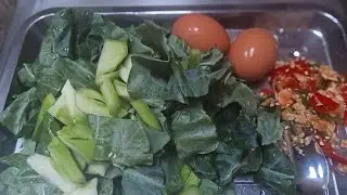 ผัดคะน้าน้ำมันหอย ไข่ดาว #ผัดคะน้า#ไข่ดาว#ทำอาหาร