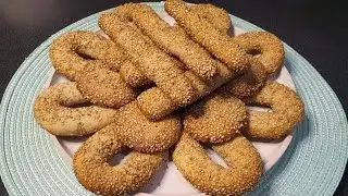 كعك بالسمسم هش ومقرمش وينافس المحلات 😋كعك عراقي بمقادير بسيطه موجوده بكل بيت