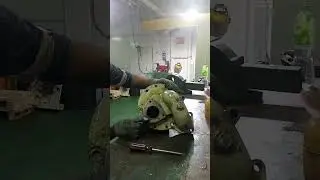 Lubricating oil pump marine diesel; generator 
