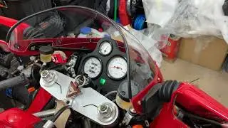 Ducati 888 Warm Up